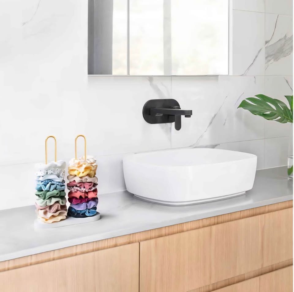 Dahey Scrunchie Holder Hair Tie Organizer Stand 2 Tier Modern Metal Hair Accessories Organizer