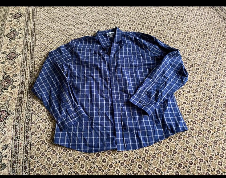 Brand new Amazon essentials button up shirt