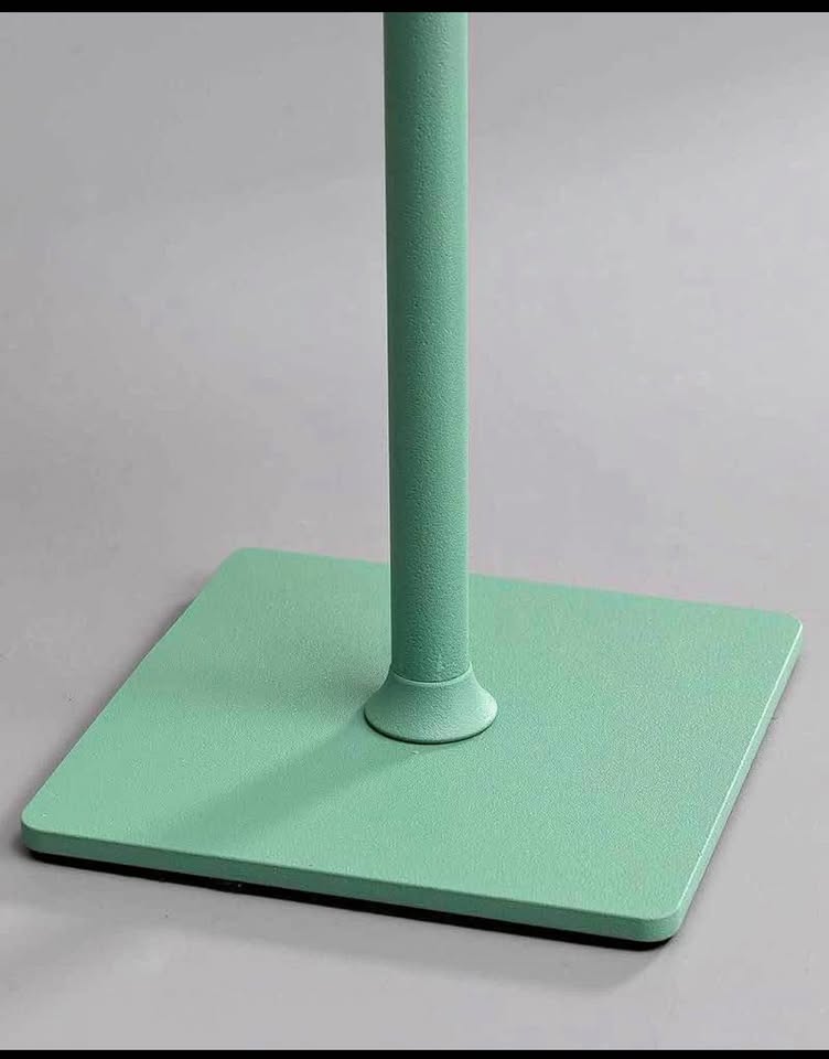 Brand new battery powered dimmable lamp