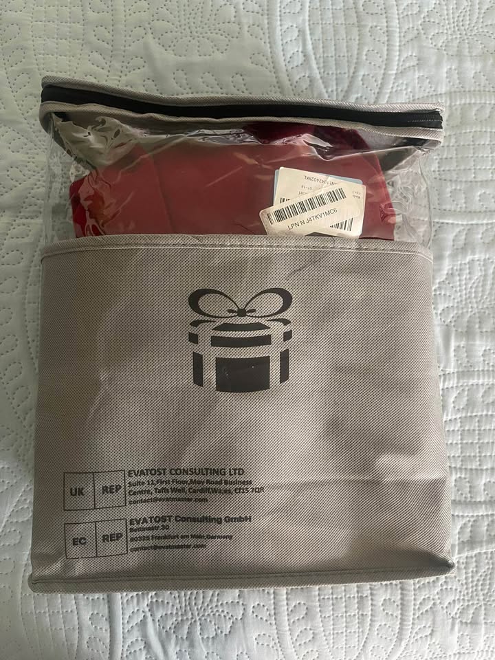 BRAND NEW Women’s XL Elegant Winter Coat