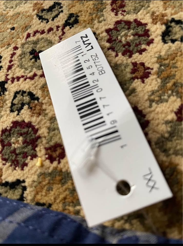 Brand new Amazon essentials button up shirt