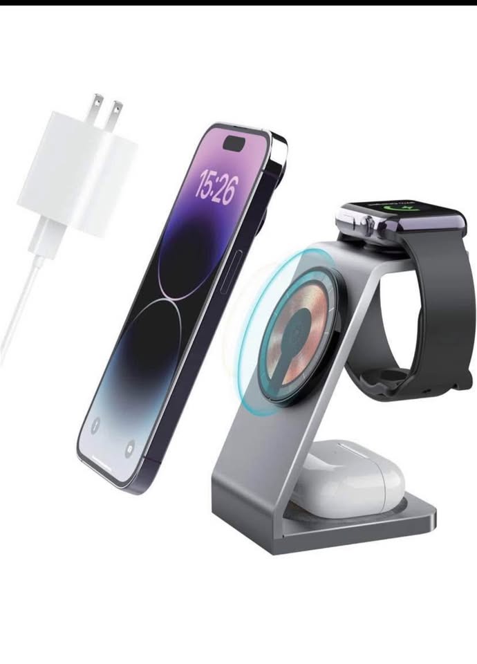 Brand new 3 in 1 charging station (phone + earbuds + watch)