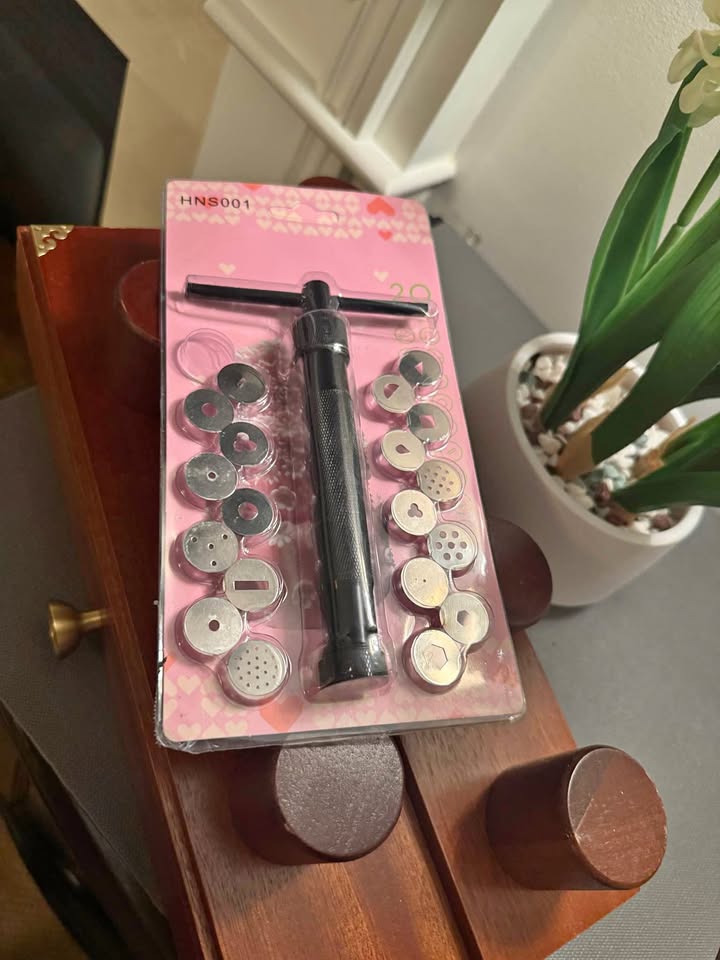 Stainless Steel Clay Extruders Sugar Paste Extruder Cake Fondant Decorating Tool Set (Black)