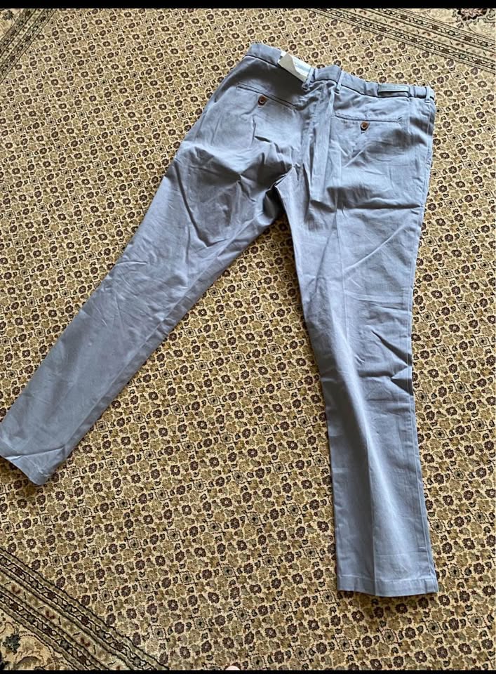 Brand new slim fit flexible waist pants (size 34)