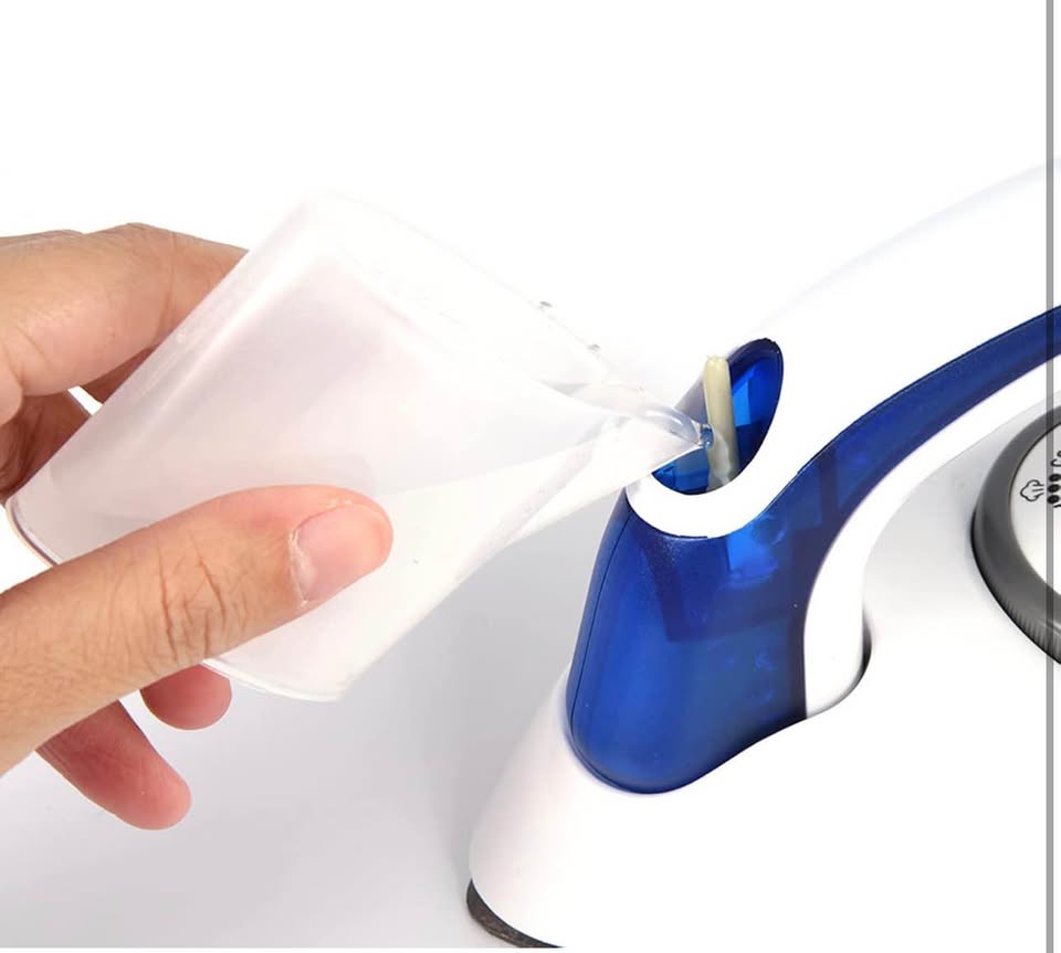 Steam Iron, Portable Foldable Folding Compact Handheld Steam Travel Iron Temperature Control
