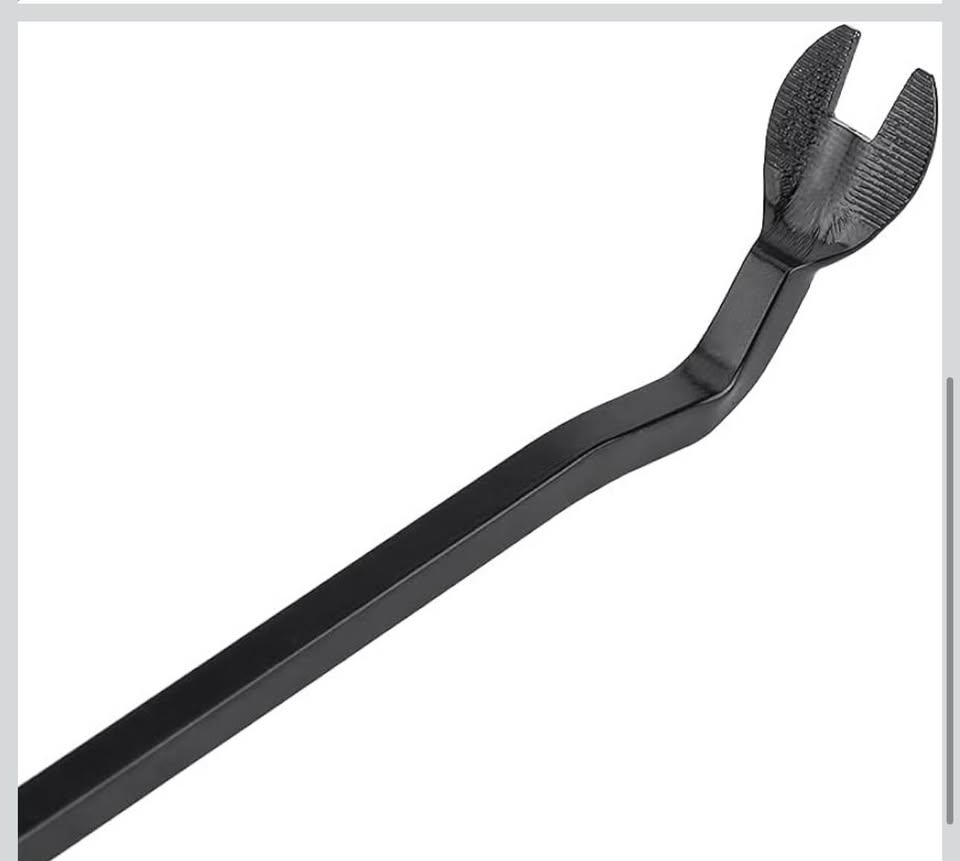 Ergonomic Plastic Fastener Remover - Easily Removes Plastic Fasteners - Car Door Trim Clip Panel Gla