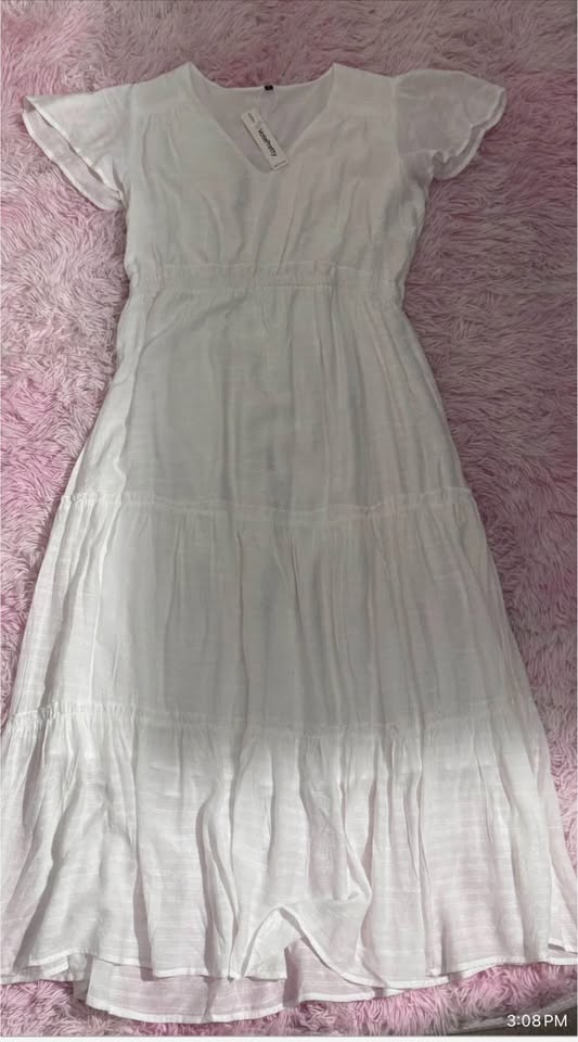 White maxi dress