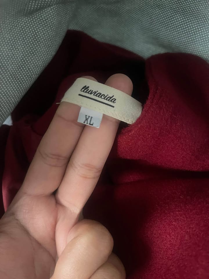 BRAND NEW Women’s XL Elegant Winter Coat