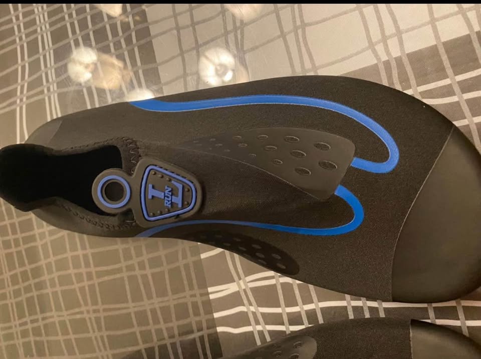 Brand new Swimming shoes